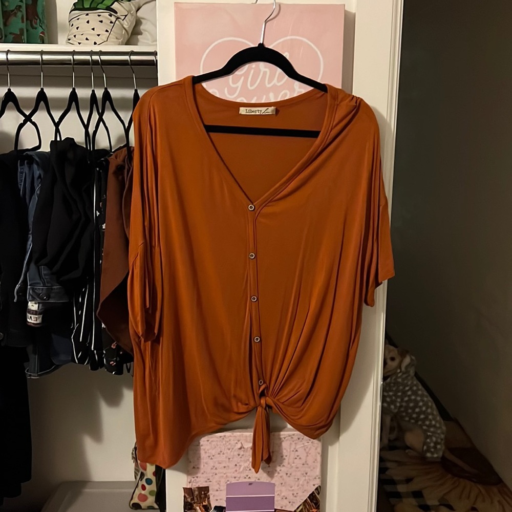 button down tee